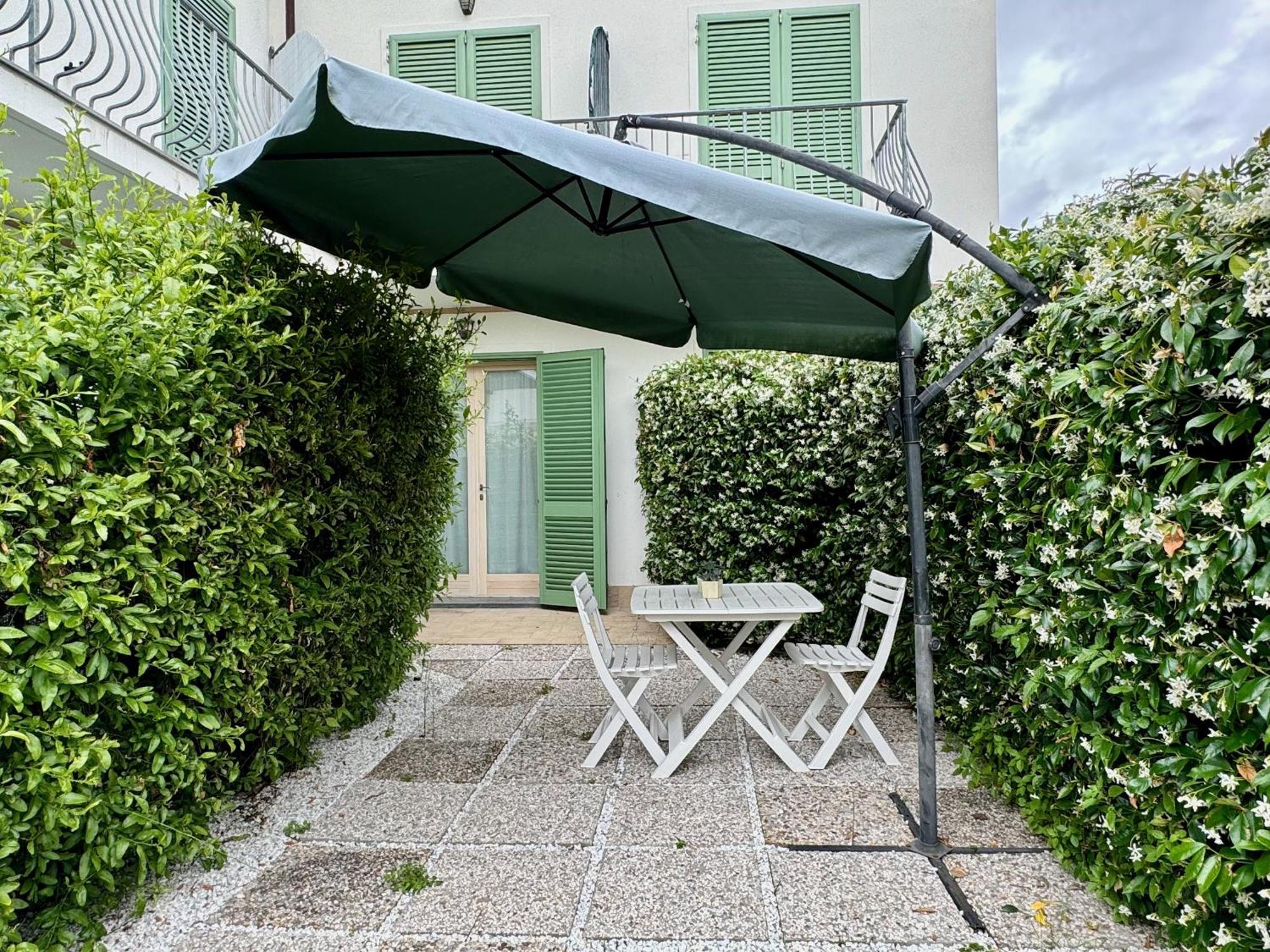 Forte 25 Forte dei Marmi Luaran gambar